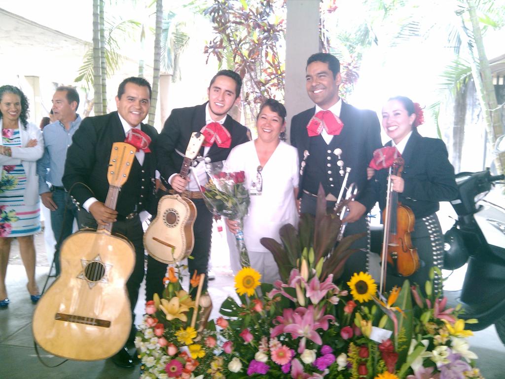 mariachazo tweet media