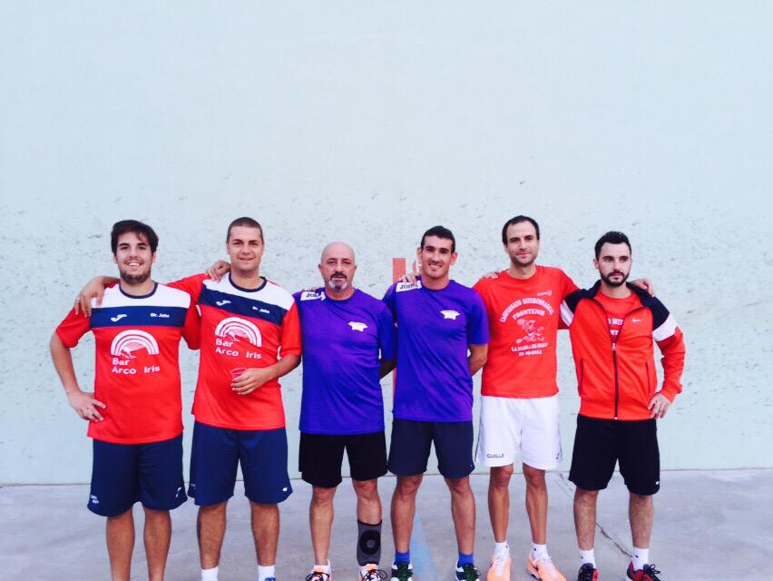 Torneo de Frontenis en la participaron +18 de parejas. 
Una amable jornada de deporte y convivencia.#Fuentesdedeporte