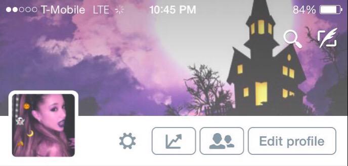 lovelylayoutsss's tweet photo. Ariana Grande Halloween layout! Retweet if you want it and follow me! #arianagrande #Ari #focus #27DaysUntilFocus http://t.co/nlBgY42a0z