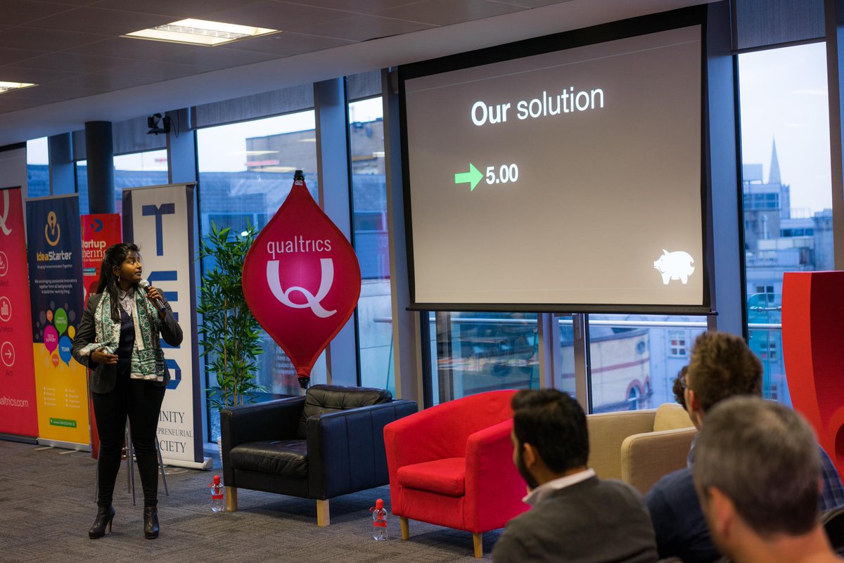 IdeaStarterHQ's tweet photo. @K_TChange team is on the stage #Startup #FinTechIdeas #TEStrinity http://t.co/S1BbwvK0CJ