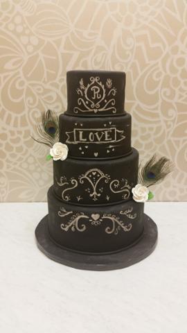 dessertsbydana's tweet photo. Absolutely love this wedding cake! So unique! http://t.co/CkkJk9XMnL