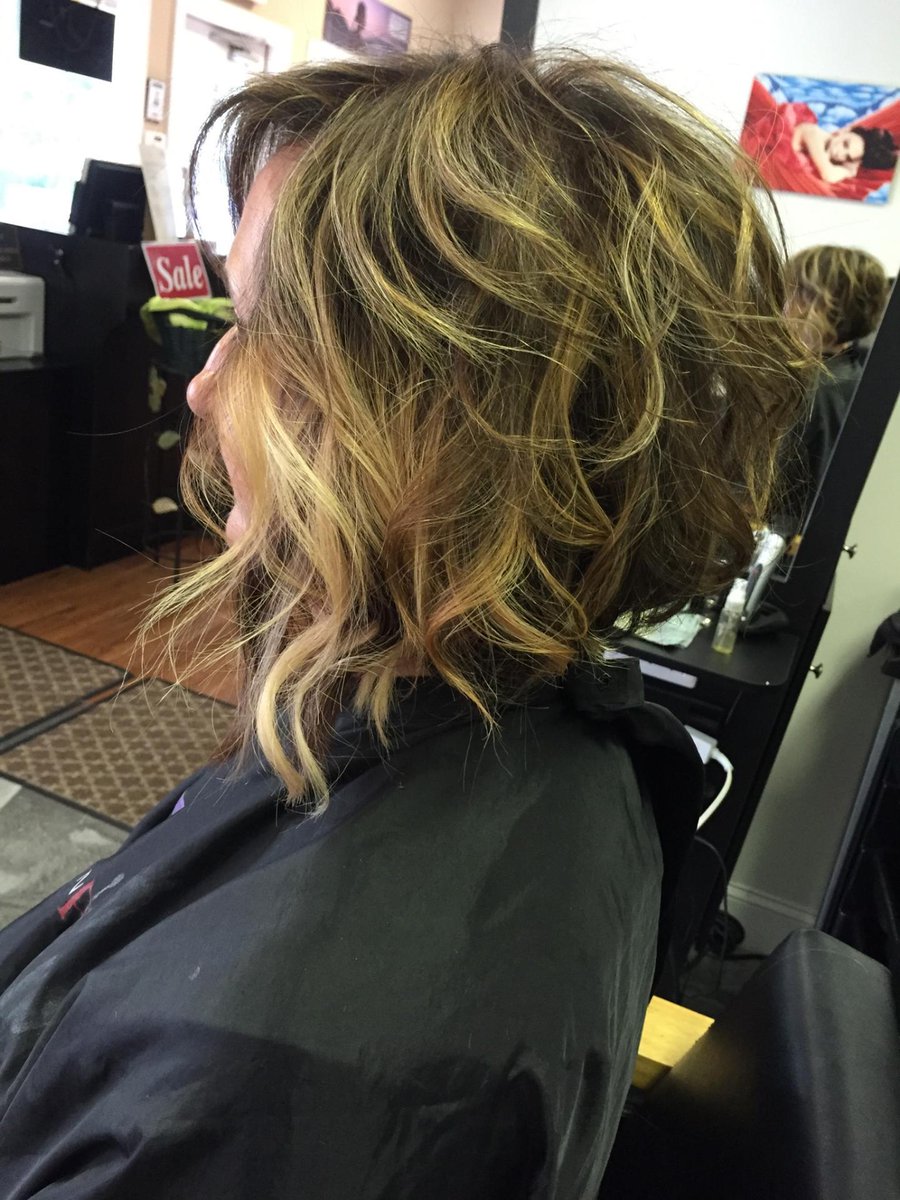 hairsalonfusion's tweet photo. Mellie's #babeextensions @babe_things Add #color #length #volume
#hairextensions #hairstyle #hairsalon #kernersville http://t.co/svlXciMpka