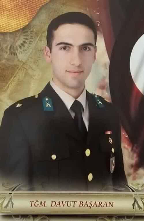 Gerede KAYISOPRAN Köyünden Tğm Davut Başaran Edirnede Şehit olmuştur.ŞehidimizeAllahtan Rahmet,ailesine sabır dileriz