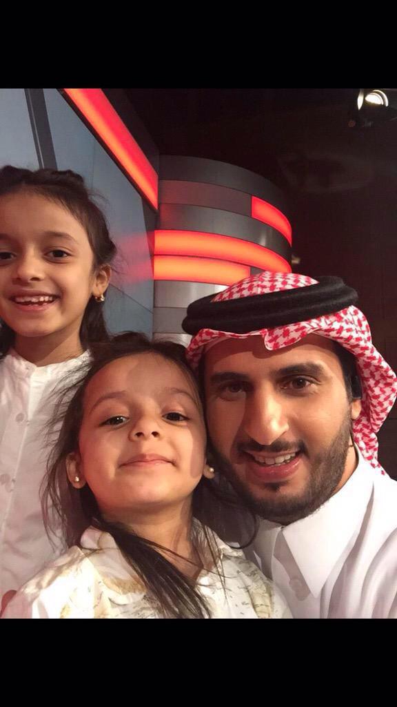 قروب أسرة الجميعة Ar Twitter Alraasd ابنتا شهيد الدين والوطن النقيب هشام بن سعد الجميعة الجوهرة ولمار حفظهما الله في برنامج الراصد أنا الوطن Http T Co Ae4w3dcoea