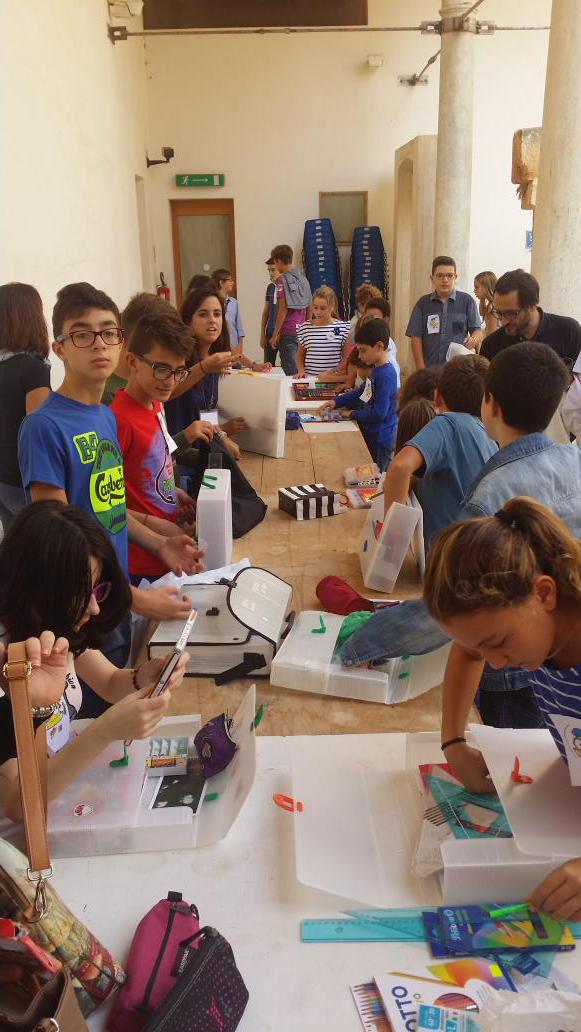 Conventocarmine's tweet photo. #f@mu2015 #famigliealmuseo @ComunediMarsala 
cresciamo insieme piccoli e grandi tra pennelli e idee emozionanti. http://t.co/bB2uhGsYVs
