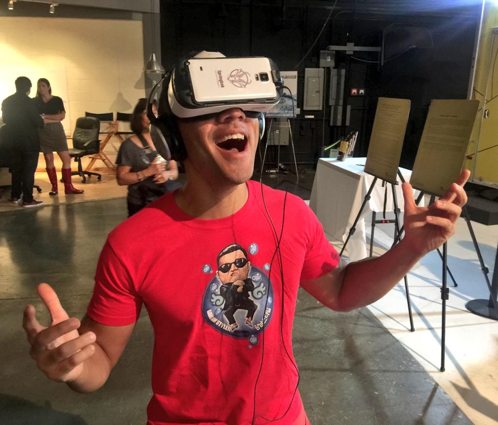 Trying the @GalvanizedSouls VR at <a href="/BreweryArtLA/">Brewery Art L.A.</a> #ArtWalk by <a href="/springbokvr/">SpringbokVR</a> and <a href="/NewDealStudios/">New Deal Studios</a>