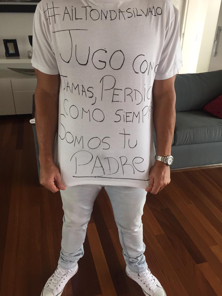 AiltondasilvaDa's tweet photo. Jugó como jamás e perdio como siempre! Somos tu padre !!!@jorgevergara! http://t.co/ntzQuHPiYN