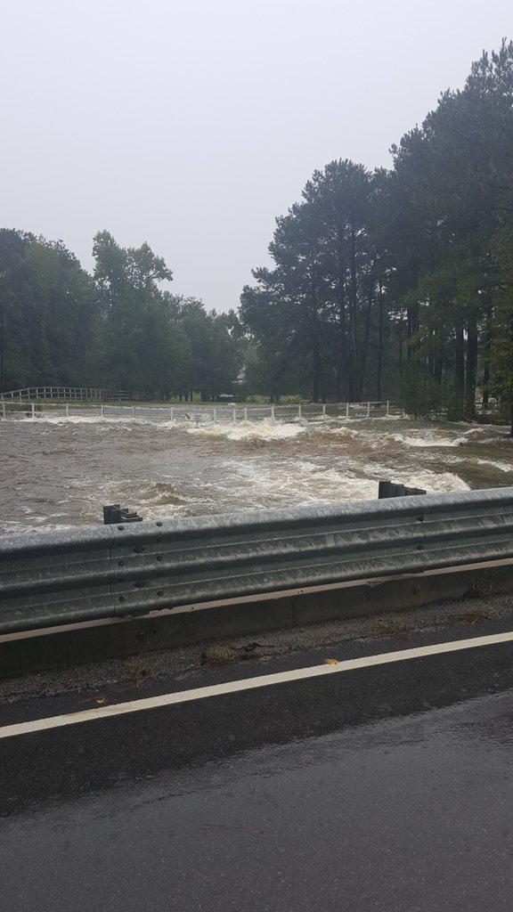 DJPapi4U's tweet photo. @JRBerryWLTX #Blythewood Longtown Rd http://t.co/pLqrie2ibp