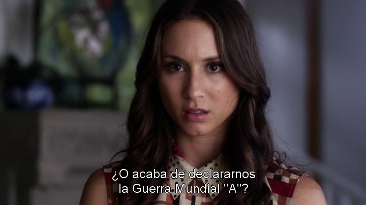 PLL_random's tweet photo. "A acaba de declararnos la Guerra Mundial A" #PLL 4x12 #PrettyLittleLiars #WorldWarA http://t.co/CntKVFxHyp