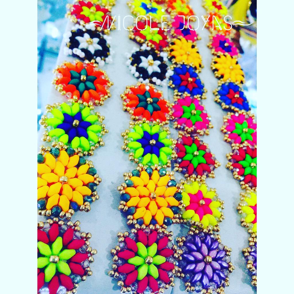 NicoleJoyasS's tweet photo. Hermosos aretes ven por los tuyos .Estamos ubicados en Plaza Internacional  todos, los dias de la semana #Nicolejoyas http://t.co/nPmyS1sktz