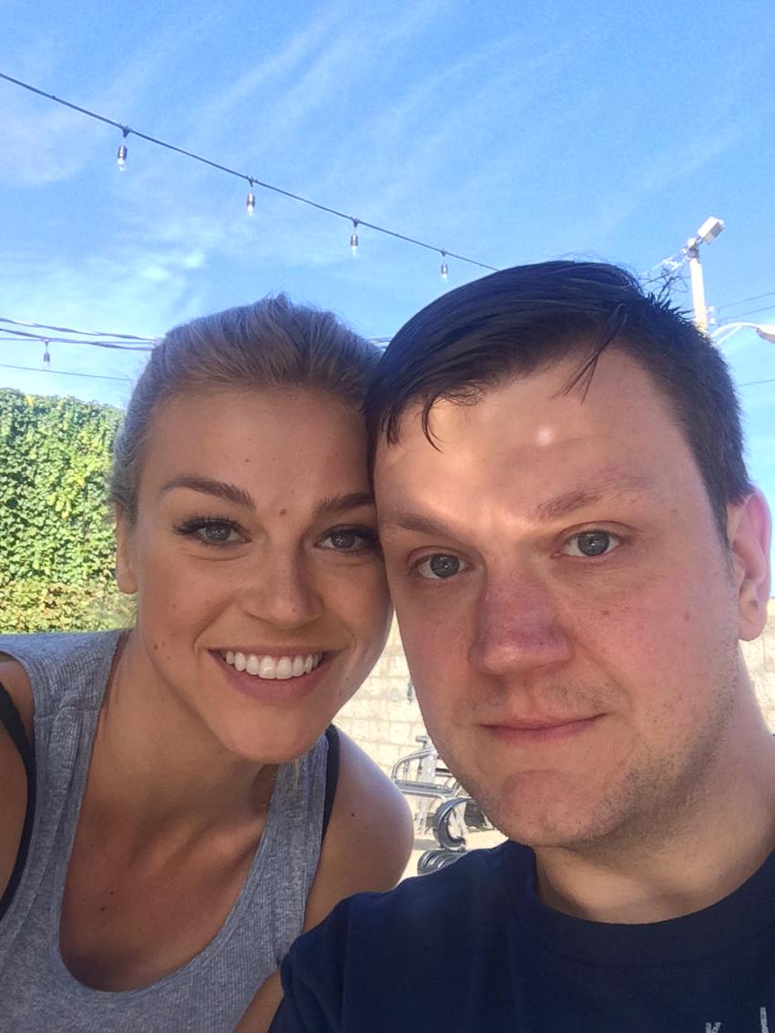 AdriannePalicki's tweet photo. Hanging with my bro in Ohio for his birthday weekend@epalicki http://t.co/gYRI14nTUs