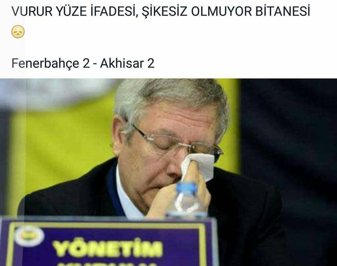 Besiktasliyiiz's tweet photo. Olmuyor mu Azize 😂😂😂 http://t.co/fPIGtcfRiY