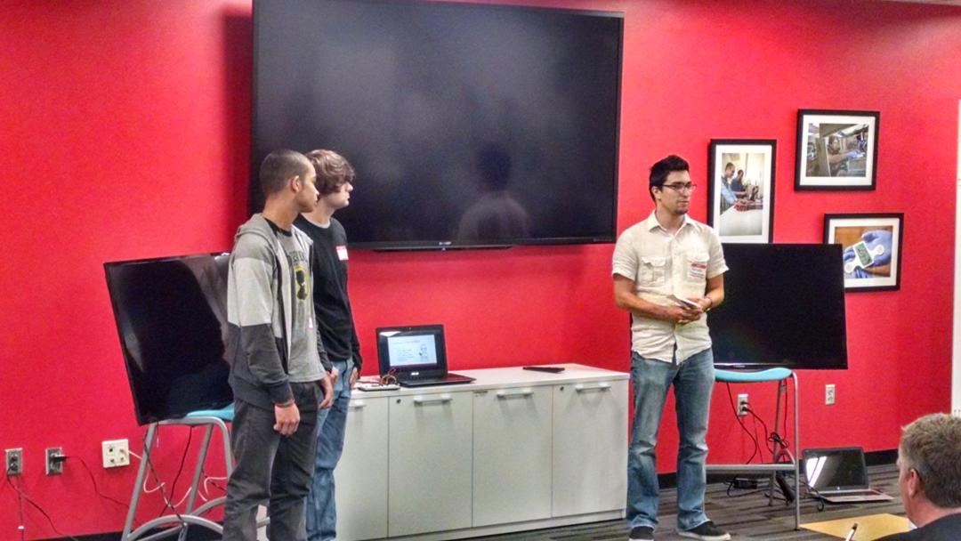 DSInc_Cellio's tweet photo. WheezePatch hacking presentation @ASSISTCenter @NCRIoT @bright_wolf @smashingboxes #hackathoniotnc #cellio #iiot http://t.co/SEDe12jtFO
