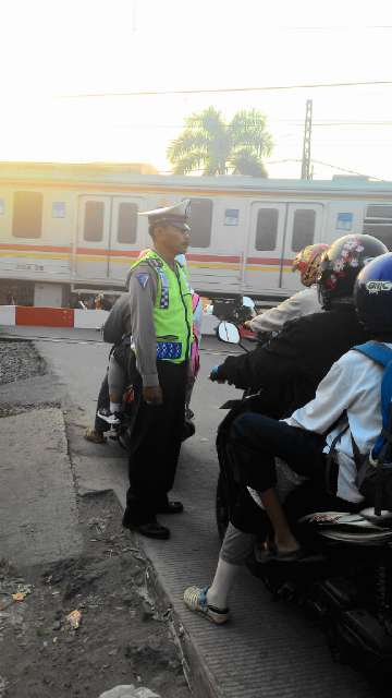 TMC Polres Metro Depok tweet media