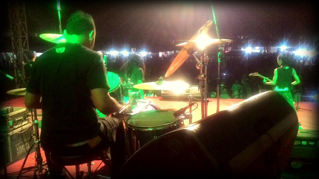 Salaman 3-10-15 \m/....