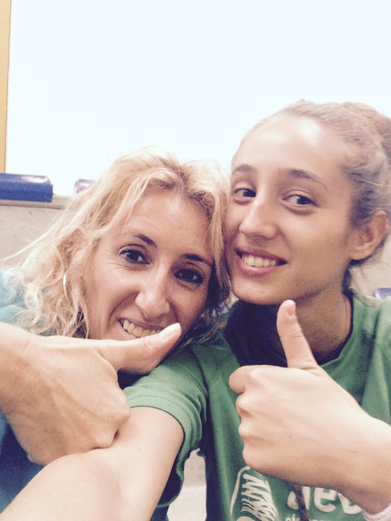 sonia7793's tweet photo. Somos unas campeonas!!! 😁😁 http://t.co/W5YWUywZ1k