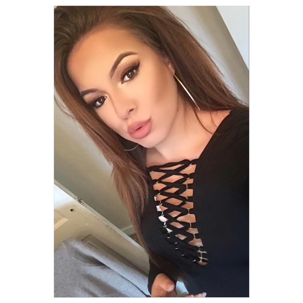 samanthaflavel's tweet photo. Taking on long term slaves losers, line up and serve. @RtMePig @RTpig @womenruleonly @underdeskloser @cashpointmeets http://t.co/82QqgFnXIX