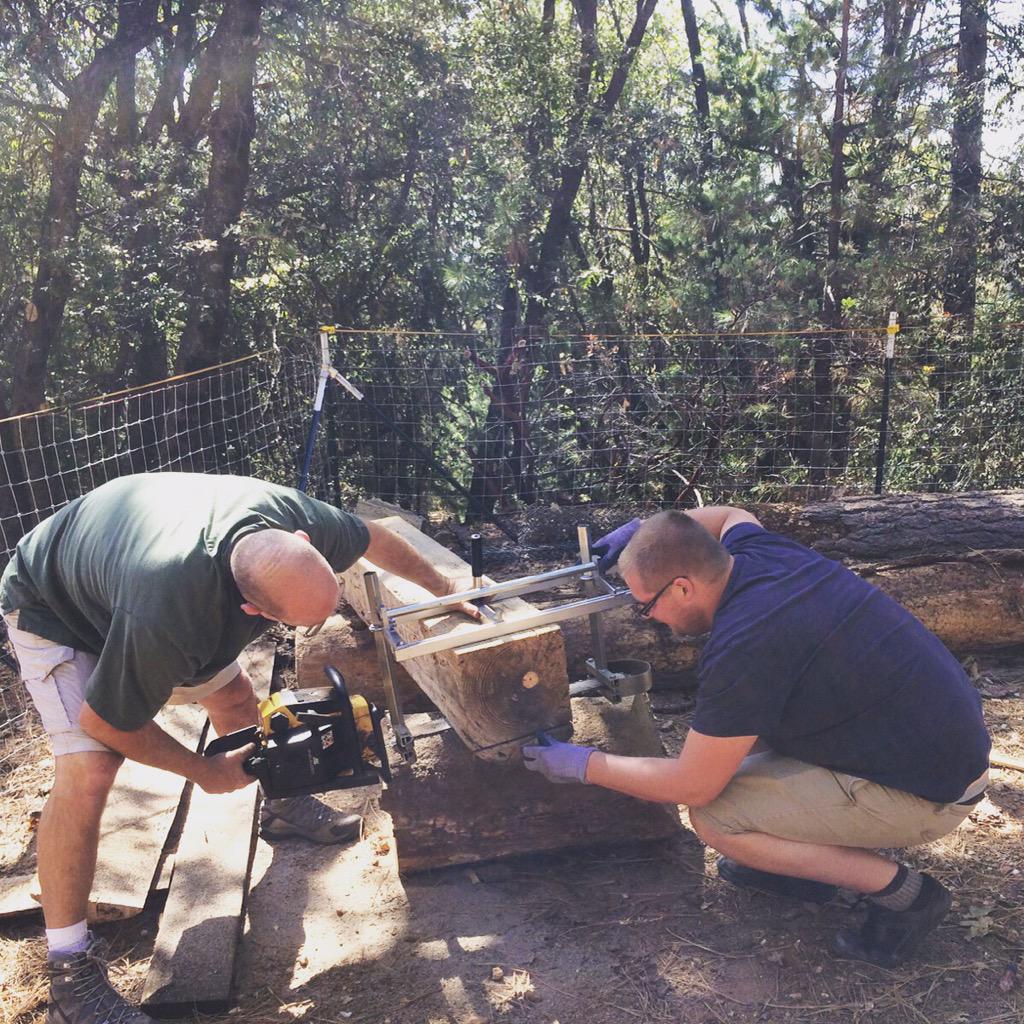 UnionHillCoffee's tweet photo. Today we used an Alaska Mill and a 31 year old chainsaw to mill a log into what will become three tables. http://t.co/DH1hOnPbb4