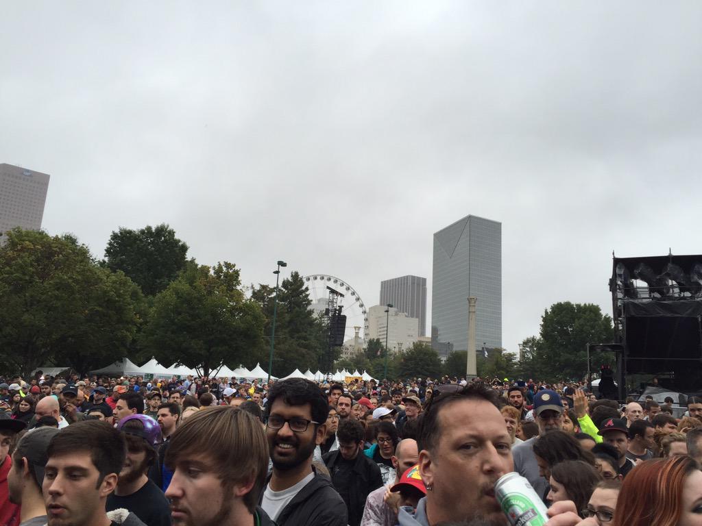 apermanentbeta's tweet photo. If everything could ever feel this real forever... #FooATL #FFATL http://t.co/WLDXuBSrSJ
