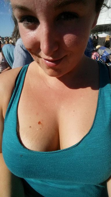 Being a dirty wench with bbq sauce all over http://t.co/FfS3r1Ru2g<a href="/tag/ass"class="tags"><span>#ass</span></a><a href="/tag/gotitfrommymama"class="tags"><span>#gotitfrommymama</span></a><a href="/tag/squatsdoabodygood"class="tags"><span>#squatsdoabodygood</span></a>