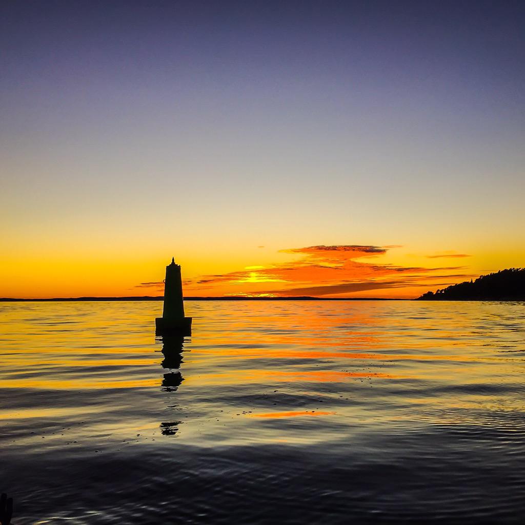 MrsJuliet_'s tweet photo. Another beautiful night in #Norway #iphone6splus #thankful #sunset #photography # http://t.co/mvv5z2nwbD
