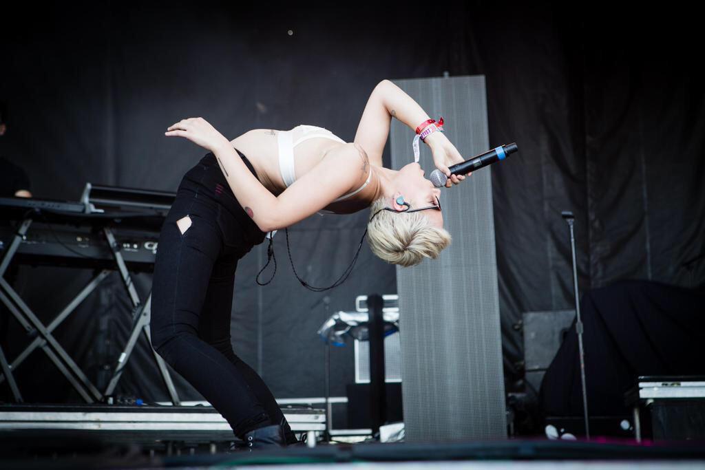 low quality halsey (@bestofhaisey) on Twitter photo 