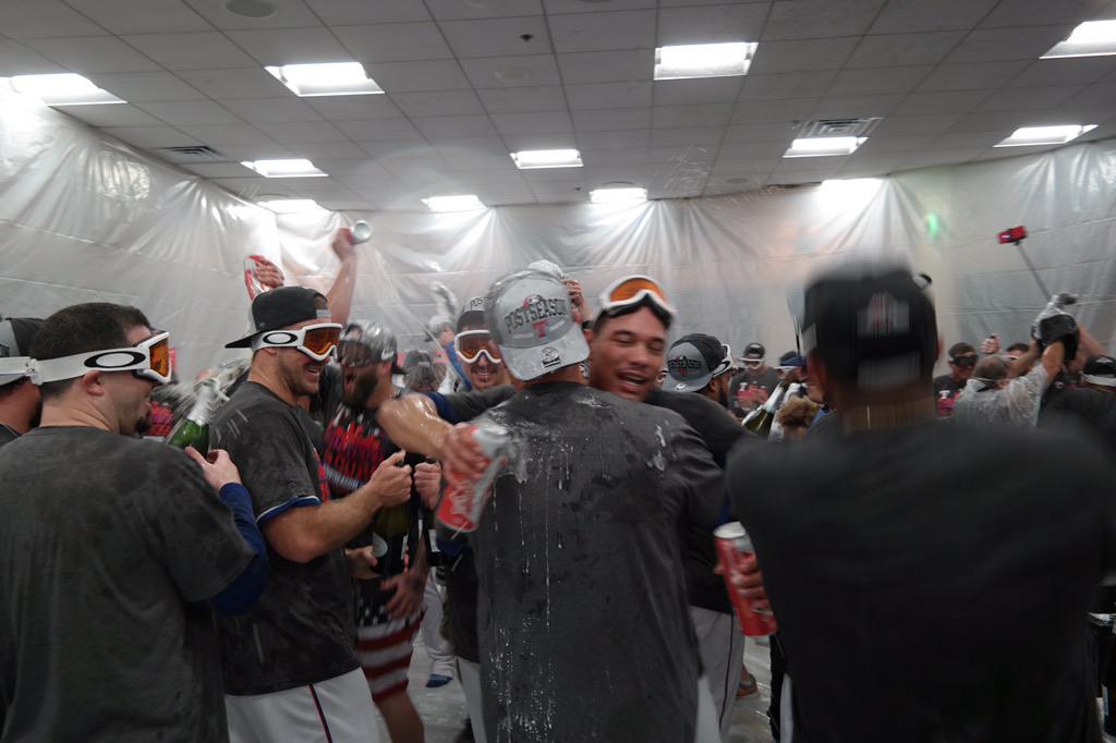 Rangers's tweet photo. Clubhouse showers! http://t.co/jq3XVWXUDr