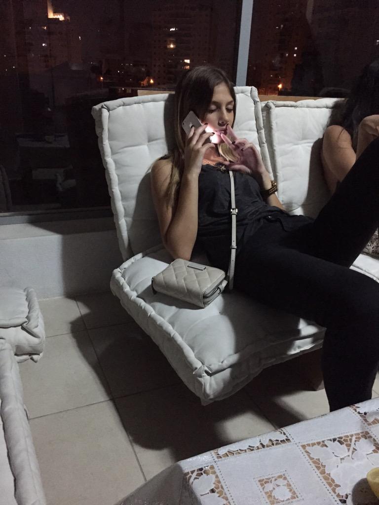 RMordo's tweet photo. האם שומעת עבורררר http://t.co/HbgZCbfgC3