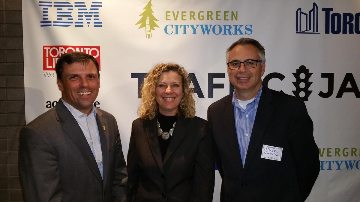 Thanks to @TOTransportation's Steve Buckley and Myles Currie for leadership on TO's first hackathon #TJTO #topoli