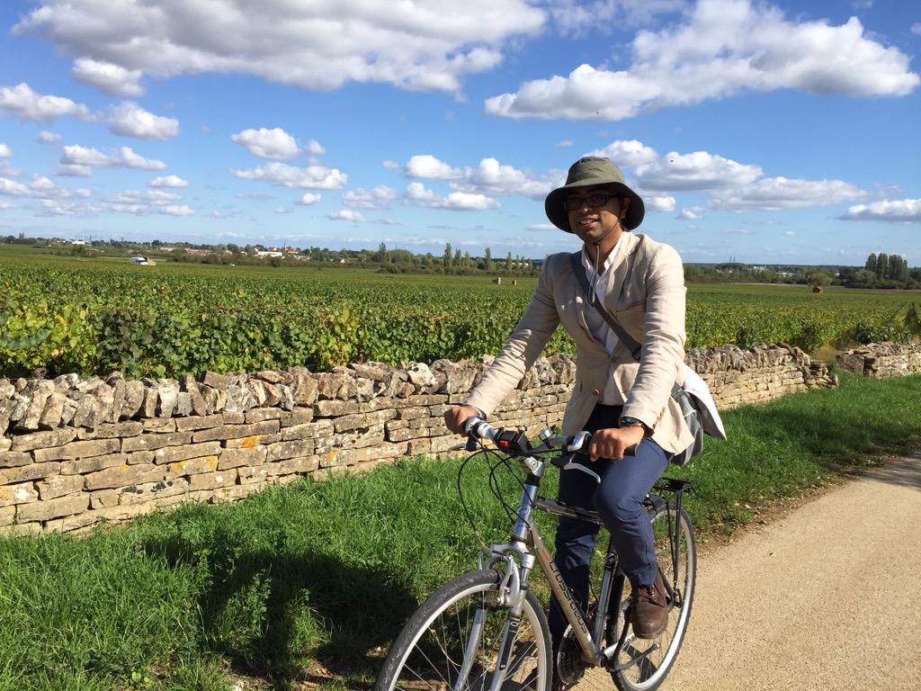 datamusing's tweet photo. My #recsys2015 messenger bag came in very handy transporting Burgundy premier crus from Chateaus! #MLonWINE http://t.co/IK3GqzFnti