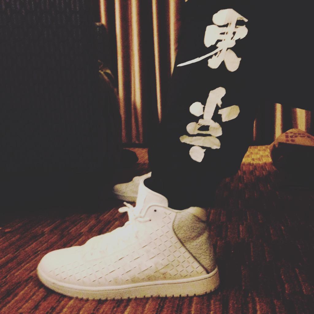 artgod_j tweet picture