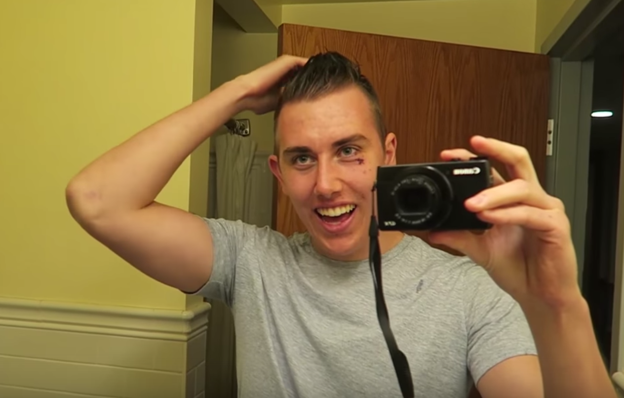 Patrick Smith A Lot Of People Have Been Saying I Now Look Like Billy From Mob Of The Dead I Love It Http T Co Eoiyzlremv Twitter