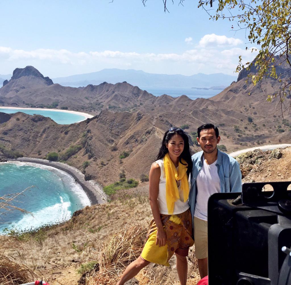 Bintang Iklan Tolakangin Care aromaterapi,Prisia Nasution&amp;Oka Antara,pulau Padar Labuhan Bajo.keren pisan