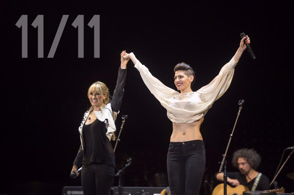 haashoficial's tweet photo. 11/11 Dallas,Tx  ¡GRACIAS!  #HaAshEnDallas #OneWorldTour http://t.co/AYJ61BqcfX