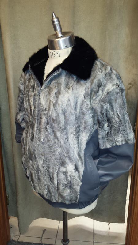 LacalaDesign's tweet image. Gray Persian Lamb Fur,Gray SOFT Lamb leather and Black Mink Collar! Exclusive  @LacalaDesign