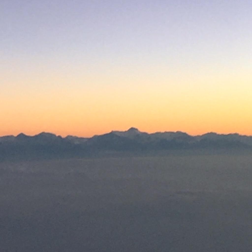 Anne_H_Wright's tweet photo. Approaching Nepal from the air at sunrise.  Breathtaking!#sasia #imbwomen http://t.co/YlKE6kGvec