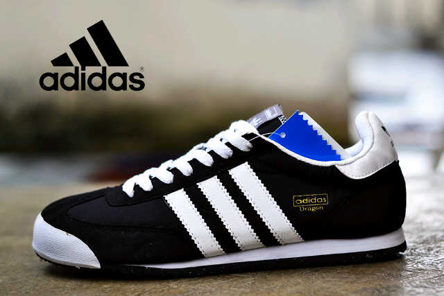 Sepatu Adidas (Kode A-2). Size 39-44. IDR 220.000. Minat? PIN: 2B132C07 / SMS-WhatsApp: 089612232263.