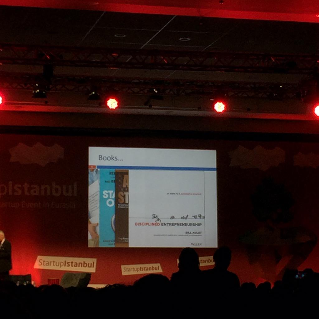 <a href="/ErhanErkut/">Erhan Erkut</a> dan Girişimciler için kitap önerileri #startupistanbul <a href="/etugaraj/">TOBB ETU GARAJ</a>