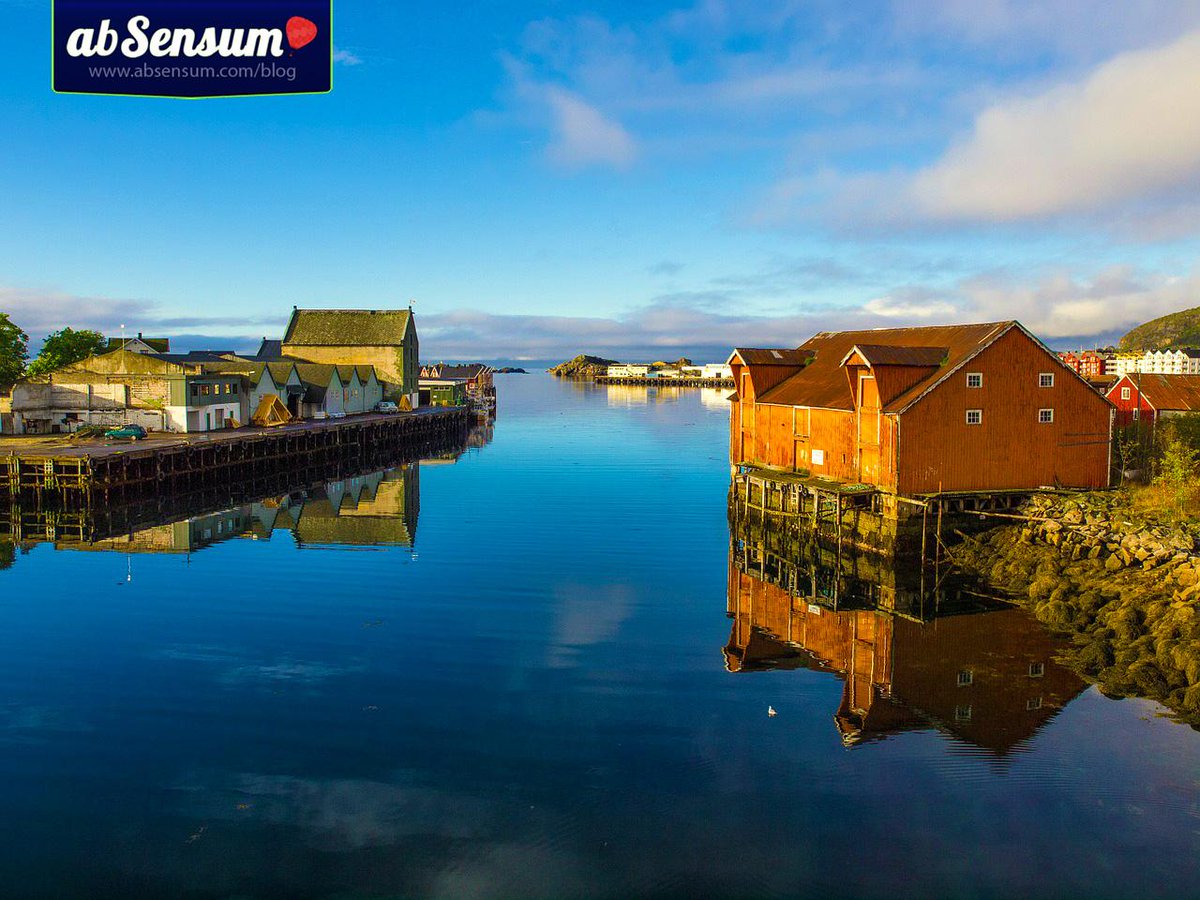 AbsensumExp's tweet photo. L'incanto delle Isole Lofoten, Norvegia http://t.co/X9qdp8zpjv 
RT: @viaggiovero - @VisitnorwayIT #Norvegia #Lofoten http://t.co/vPrhc7XGu2