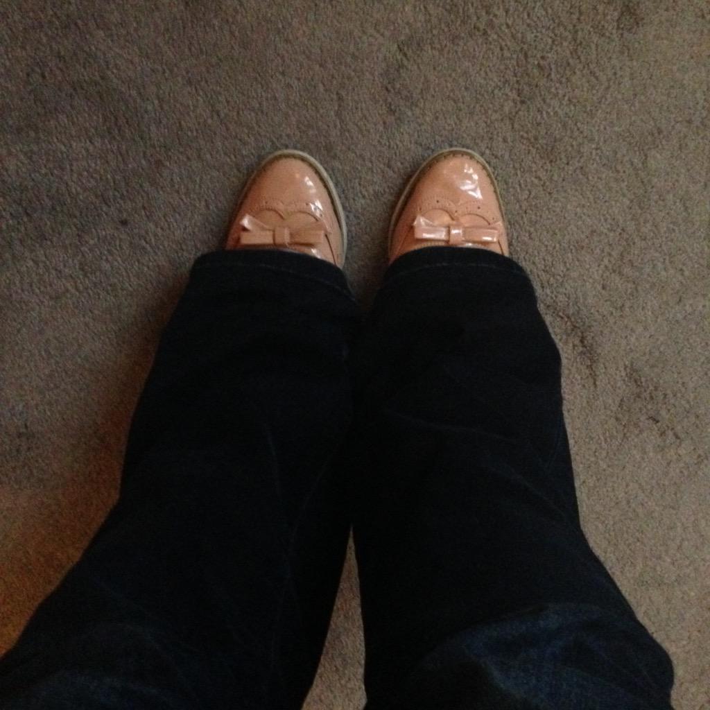 SPEARorg's tweet image. These feet are headed to Holy Trinity School Burnley this morning working with their board of governors #socent