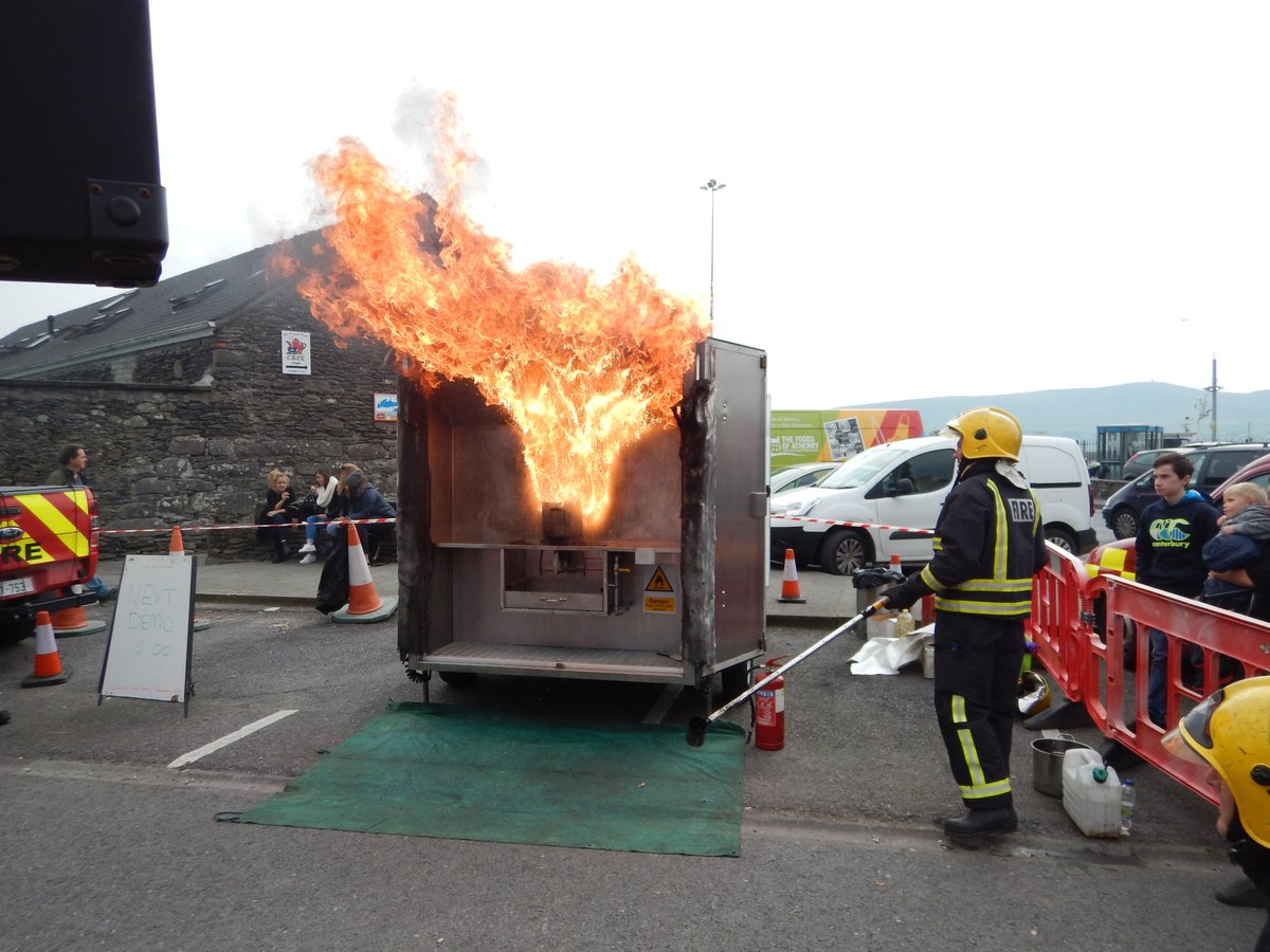The Dingle crew did an amazing job with their Fire Safety Demos at the Dingle Food Festival this weekend. Well Done!