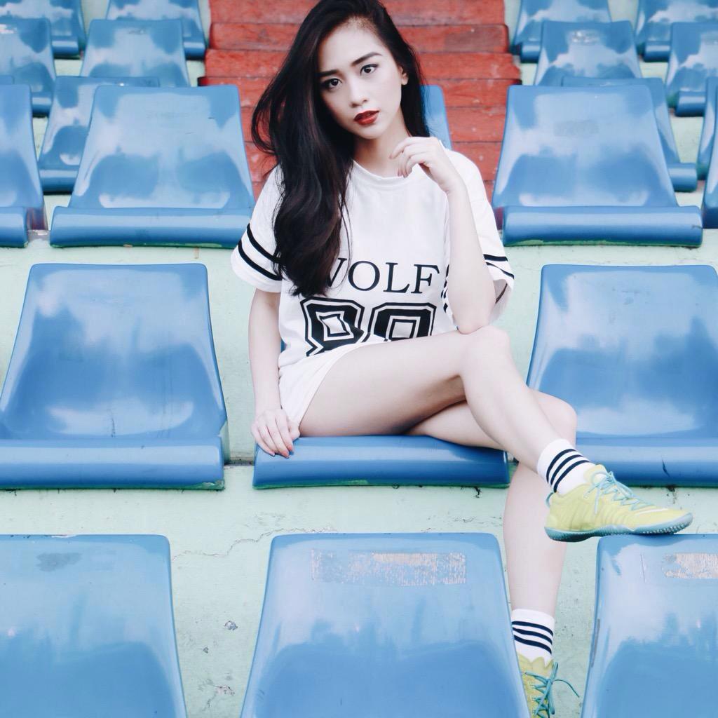 _TheCrushes's tweet photo. @ChinChinObcena Angel 😍💕💞💋💘 http://t.co/wjKNs1wnlE