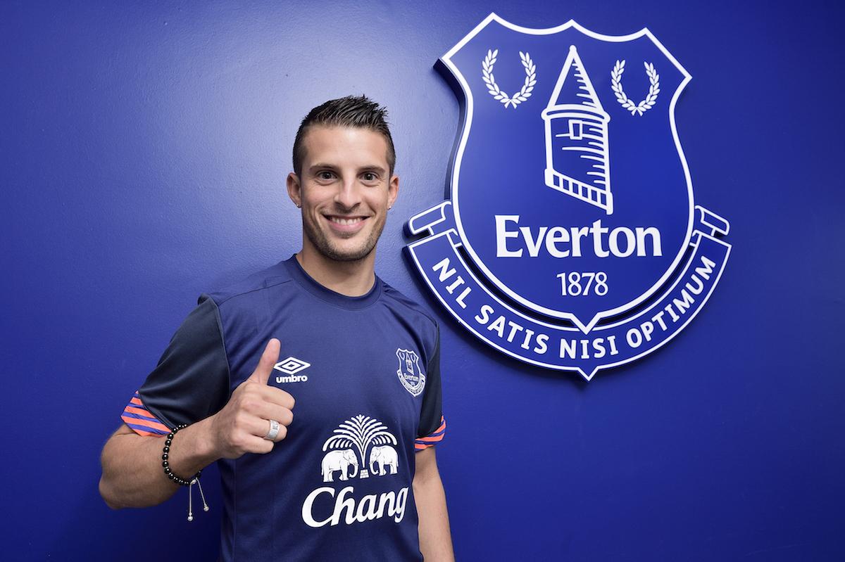 Remessageed Everton ( Happy 28th birthday, Kevin Mirallas! 