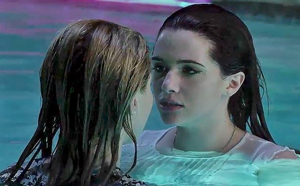 EW's tweet image. Exclusive: Amy’s feelings for Karma are back in the @MTVFakingIt midseason trailer: ow.ly/T1VaA