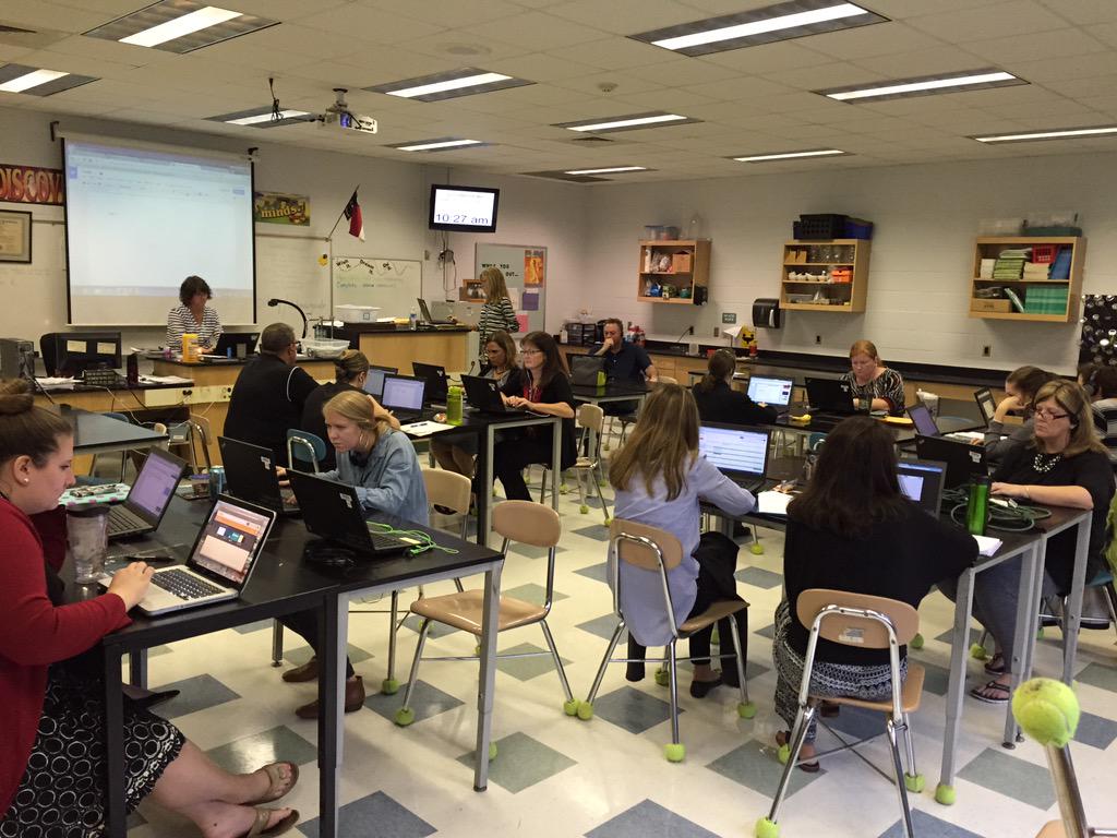 MrCento_DDMS's tweet photo. Nothing like a little PD to start the week off right #GAFE @stemitup http://t.co/ptNaJnDYFs