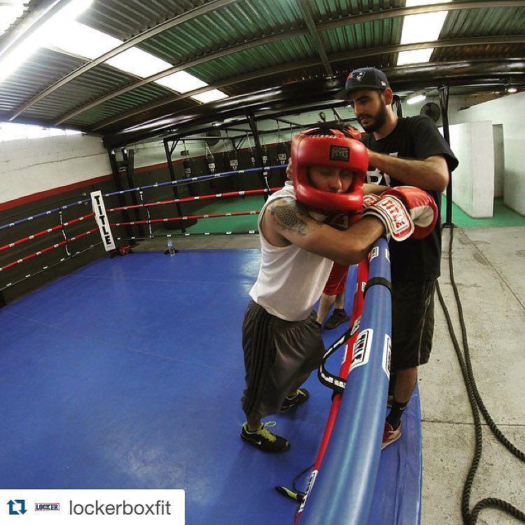 estudihambre's tweet image. Si te gusta tirar golpes @lockerboxfit muy buena opción para entrenar ift.tt/1OfvE5W