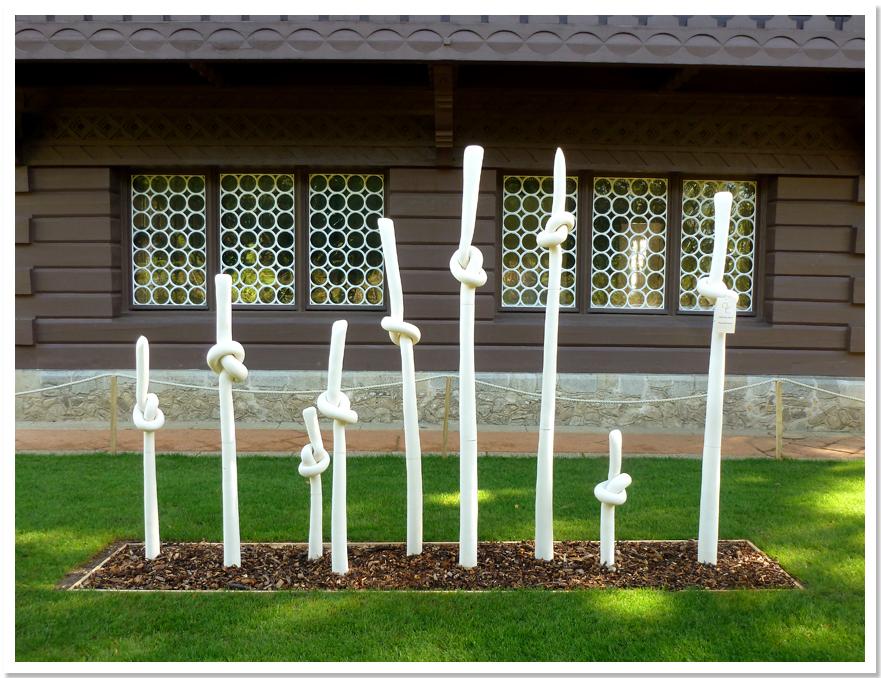 Sally Woodford's installation 'Remembrance' looking beautiful @EHOsborneHouse
