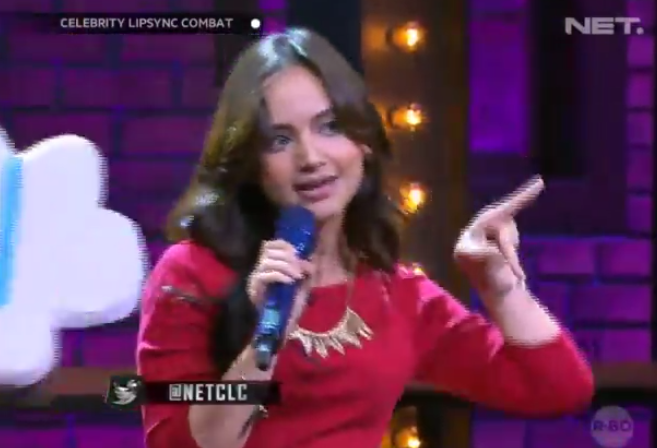 NETCLBI's tweet photo. Siapa yg setuju @AngelicaSimp udh mirip penyanyi aslinya? ayo vote trs dgn mention + hashtag #NETCLC #NETCLC_Angelica http://t.co/tPGcYVPeqB