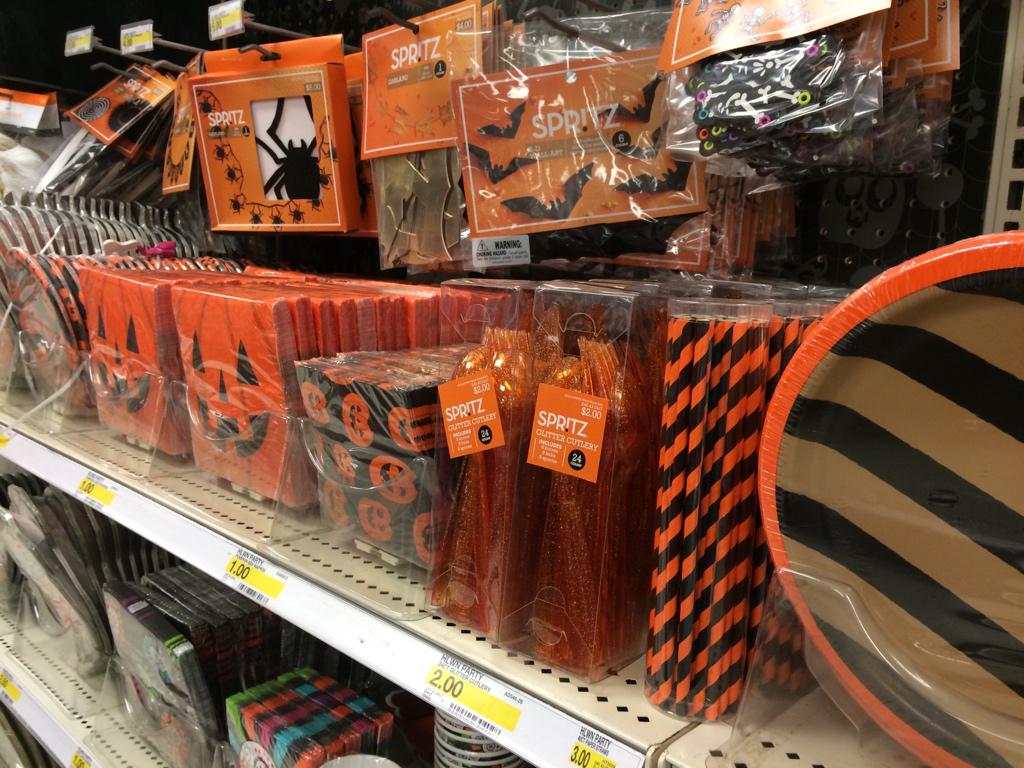 NickSmithOCR's tweet photo. Getting ready to Halloween #drivingsales #KeepingItFull http://t.co/1aEKuFNE48
