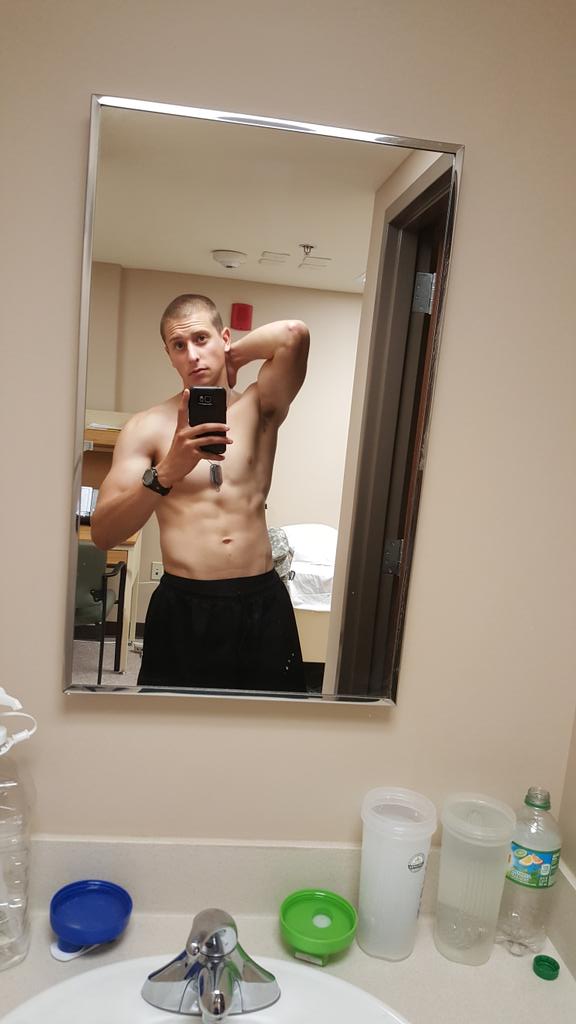 Tylerb23cc's tweet image. May the bulking phase begin! Up to 205 Ibs and still climbing.